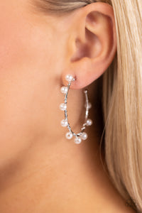 Night at the Gala - White earrings