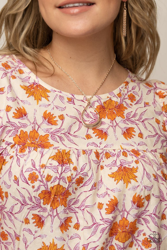Subtle Season - Rose Gold Necklace
